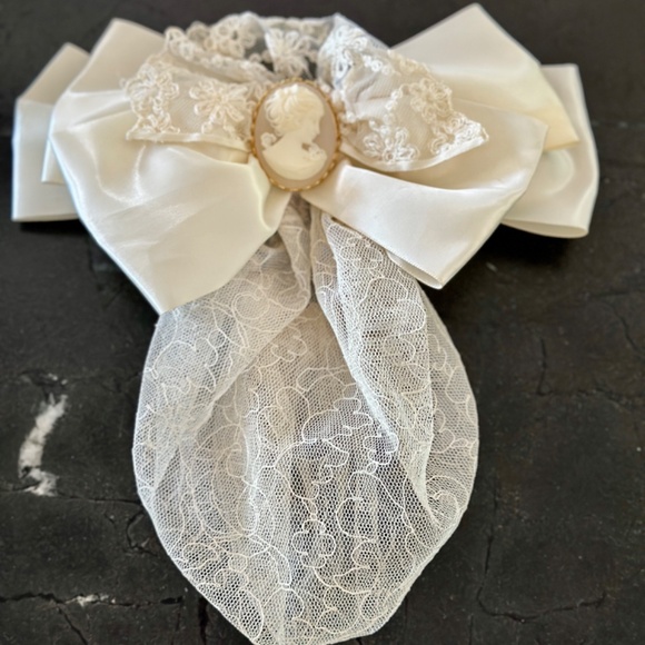 Kirk’s Folly Vintage Early 90’s Hair Bow il_1080xN.6025778734_cawn.jpg main image 3